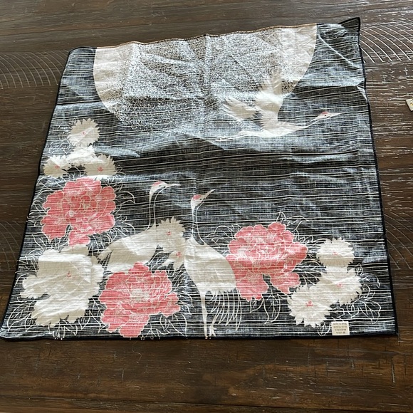Furoshiki Wrapping Cloth - Picture 4 of 4